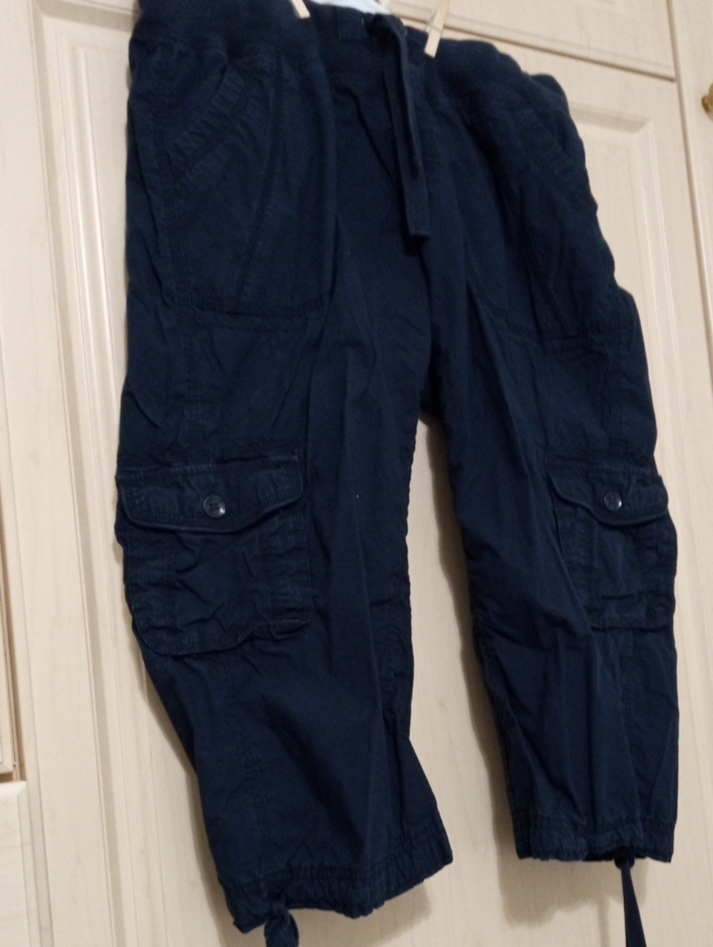 Calvin Klein Women's Navy Cargo Capris